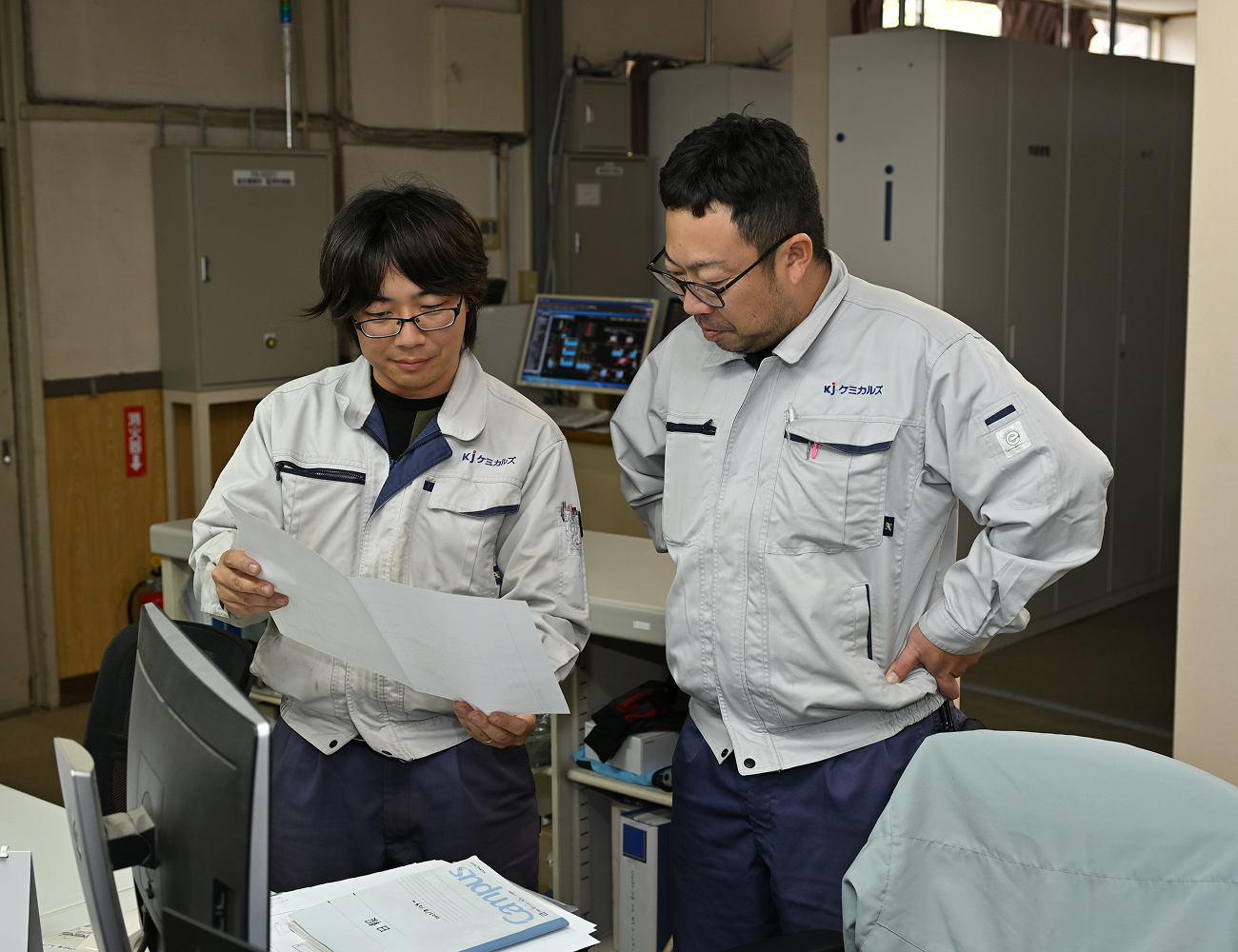 仕事をしている様子